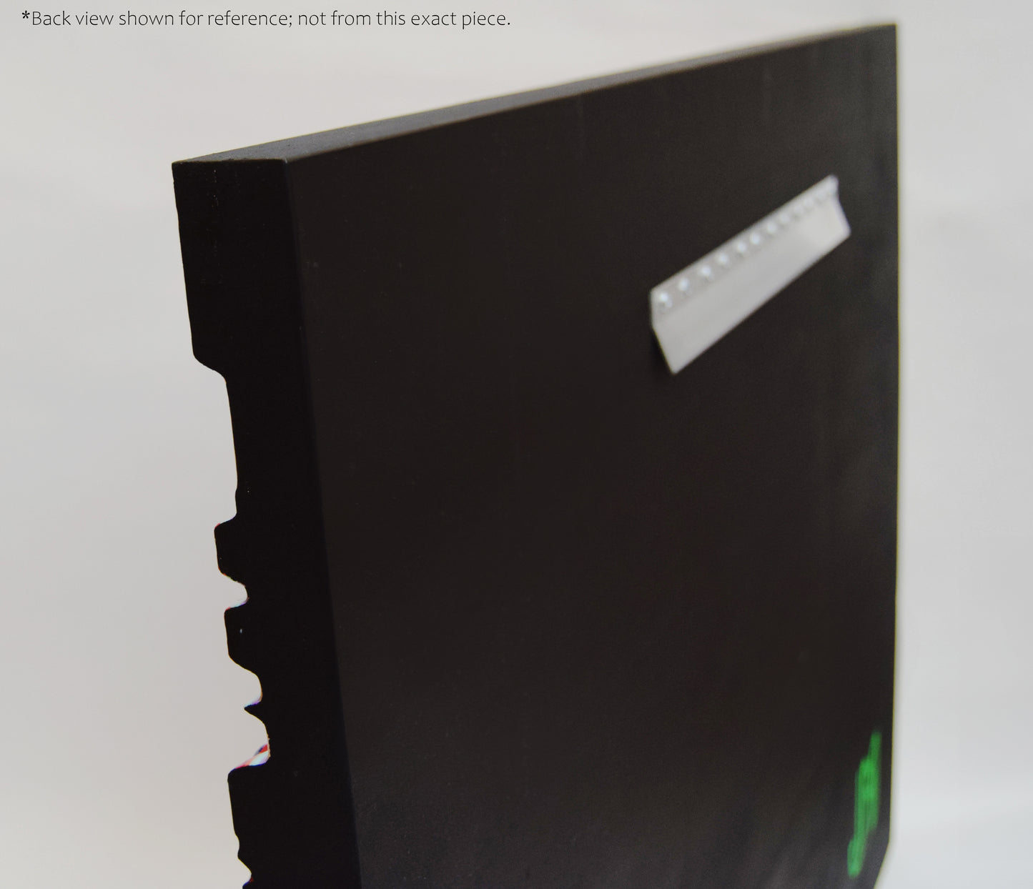 Back view shown for reference; not from this exact piece.